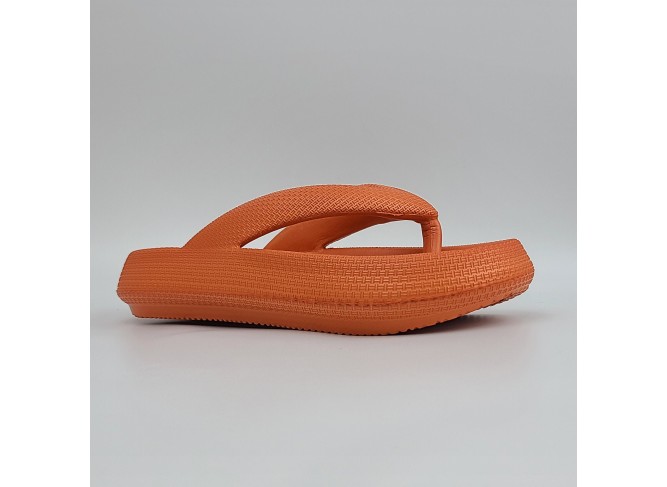 Arch Support Flip-Flops