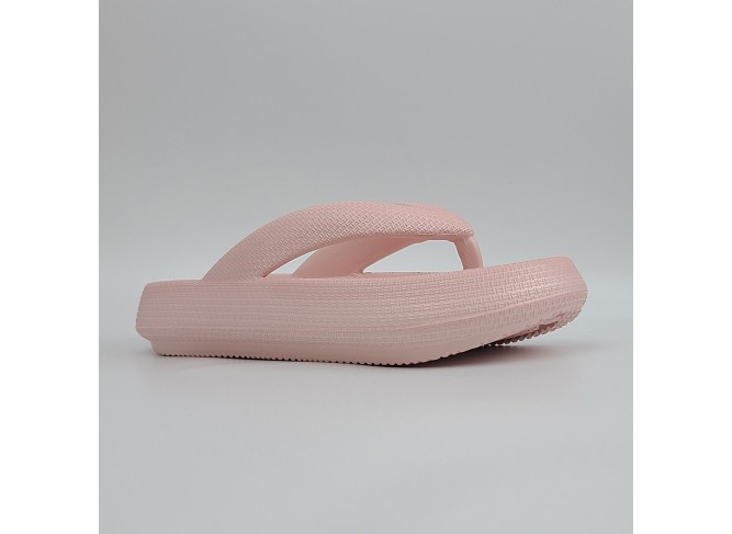 Arch Support Flip-Flops