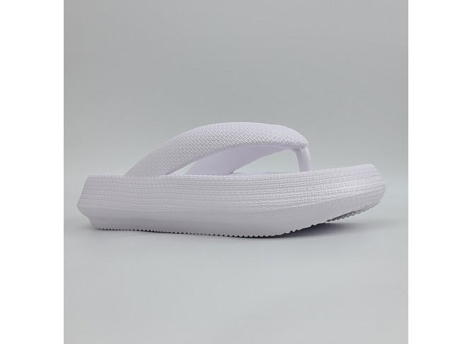 Arch Support Flip-Flops