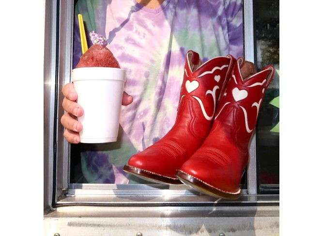 Red Short Cowgirl Cowboy Boots for Women Heart Inlay Western Booties Pull On Pointed Toe Chunky Heel Ankle Boots