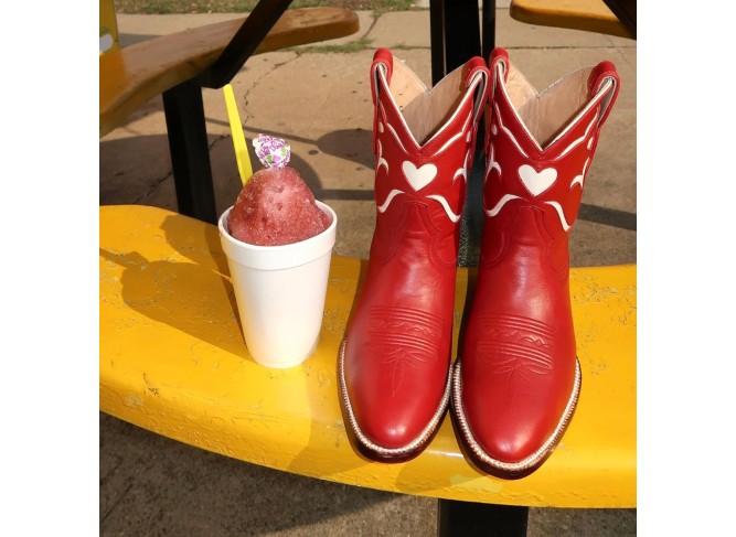 Red Short Cowgirl Cowboy Boots for Women Heart Inlay Western Booties Pull On Pointed Toe Chunky Heel Ankle Boots